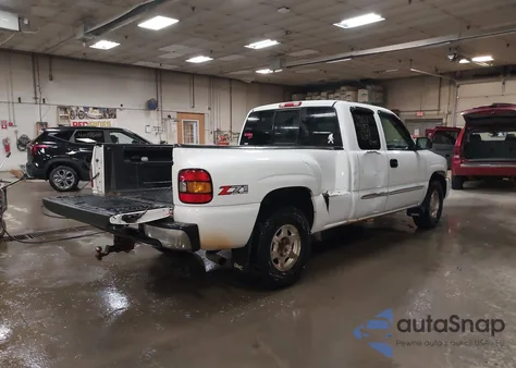 2004 GMC Sierra 1500 Sle из США, поврежденный, VIN 1GTEK19T24Z102050